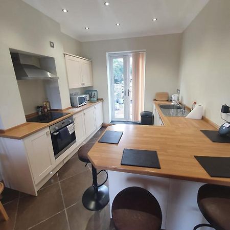 St Annes Apartment Halifax Bagian luar foto