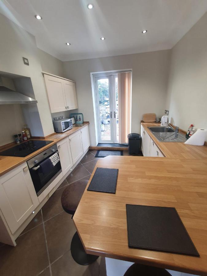 St Annes Apartment Halifax Bagian luar foto