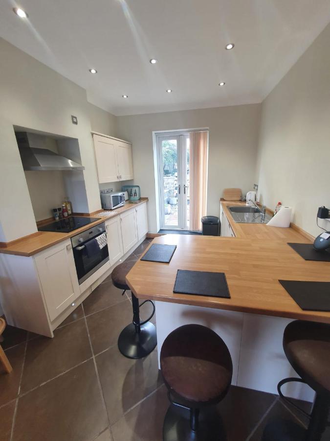 St Annes Apartment Halifax Bagian luar foto